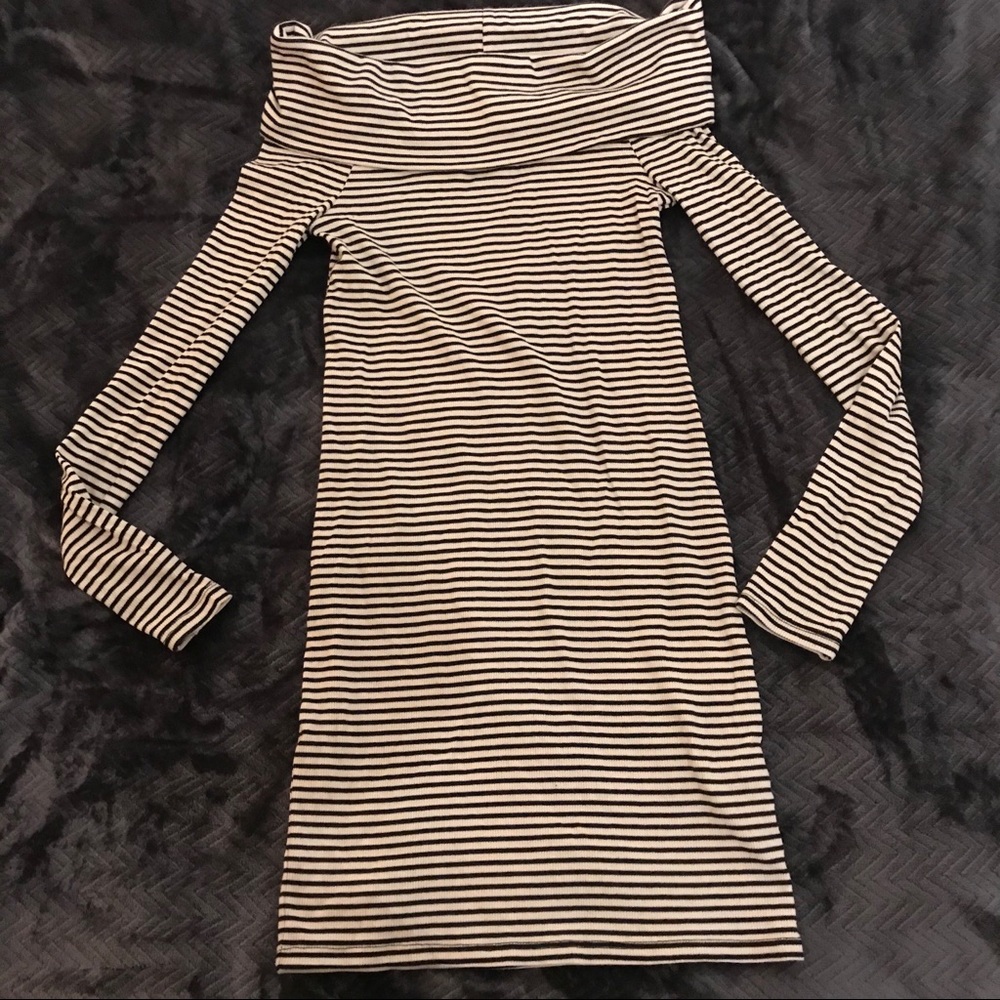Off shoulder striped dress